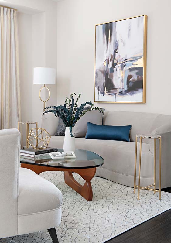 sitting room, couch and table